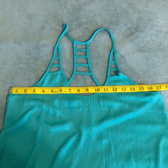 Blue top Polyester - Picture 4 of 4